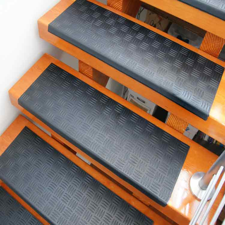 Diamond-Grip Pattern Black Rubber Stair Treads on Wooden Steps